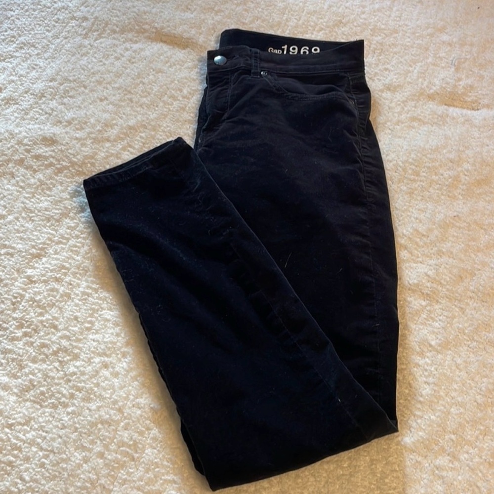 GAP | 1969 Black Corduroy Stretch Jeans (Size 4/27) 🖤